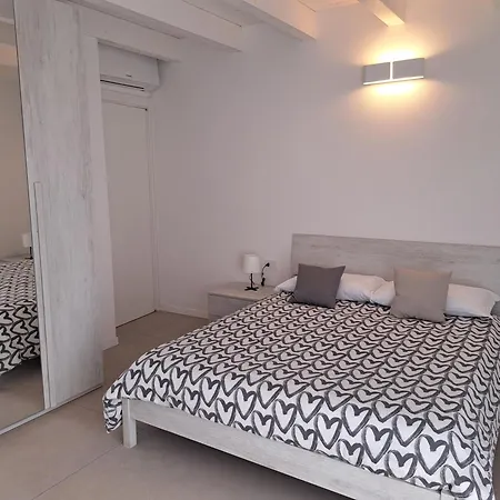 Bolognamania Apartments-levante 98 * בולוניה